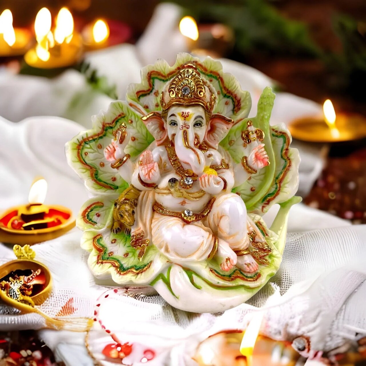 Lord Ganesha for Car Idol Showpiece Ganpati Figurine God of Luck and Success Home Decoration Ganesha for Car Dashboard Return Gifts for Housewarming Pooja Diwali